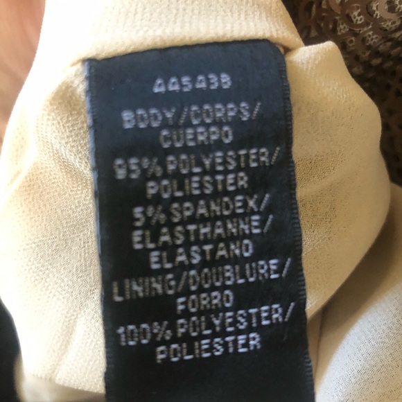 Monique Lhuillier Ruffle Hem Short Sleeve Dress - Picture 8 of 12